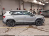 Volkswagen Taos Trendline 1.5 Tsi 3VVAX7B29NM045662 снимка