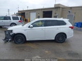 Mitsubishi Outlander Black Edition Hybrid JA4J2VA71NZ606895 photo