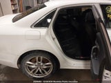 Audi A4 2.0T Quattro WAUANAF4XJA147182 снимка