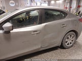 Mazda Mazda3 Gx Sky 3MZBM1U76FM221664 снимка