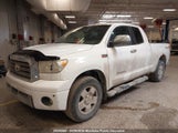 Toyota Tundra Limited V8 Double Cab 5TFBV58158X035950 photo