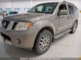 Nissan Pathfinder Le V8 5N1BR18B78C613166 снимка