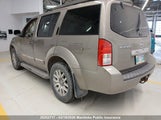 Nissan Pathfinder Le V8 5N1BR18B78C613166 снимка