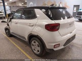 Hyundai Venue Essential KMHRB8A36MU109937 снимка