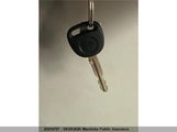 Hummer H3 5GTDN136268101164 снимка