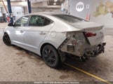 Hyundai Elantra Essential KMHD74LF6LU939540 снимка