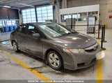 Honda Civic Dx 2HGFA1F4XAH028250 снимка
