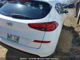 Hyundai Tucson Essential KM8J23A4XKU003755 снимка