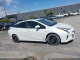 Toyota Prius JTDKARFU6H3032806 снимка