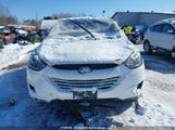 Hyundai Tucson Gl KM8JT3AFXFU055181 снимка