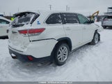 Toyota Highlander Le/Le Plus 5TDBKRFH3FS133801 снимка