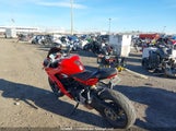 DUCATI SUPERSPORT ZDMVABDS9HB****** fotografie