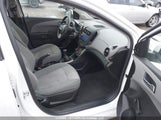 Chevrolet Sonic 1G1JB5EH8D4236123 снимка