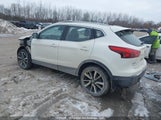 Nissan Qashqai JN1BJ1CRXKW351779 fotografie
