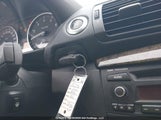 BMW 1 Series WBAUC9C57CVM11694 fotografie