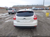 Ford Focus Titanium 1FAHP3N26CL142677 photo