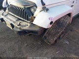 Jeep Wrangler Unlimited Sahara 1C4BJWEG5GL279307 fotografie