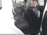 Jeep Wrangler Unlimited Sahara 1C4BJWEG5GL279307 fotografie