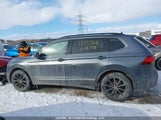 Volkswagen Tiguan 3VV2B7AX5JM126992 снимка