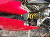 DUCATI SUPERBIKE 959 PANIGALE ZDM14B1W2GB****** photo