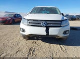 Volkswagen Tiguan Comfortline WVGMV7AX8HK019236 снимка