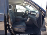 Toyota Tundra 5TFJA5EC0PX012393 снимка