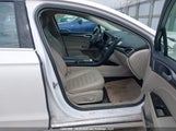 Ford Fusion Se Phev 3FA6P0PU8HR209373 снимка