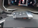 Volkswagen Jetta 40Th Anniversary 3VW9T7BU9RM070496 fotografie