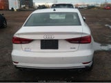 Audi A3 Sedan WAUBEGFF9KA082724 снимка