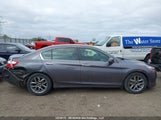 Honda Accord Touring 1HGCR2F9XFA806016 снимка