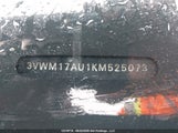 Volkswagen Golf 3VWM17AU1KM525073 снимка