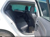 Volkswagen Golf S/Wolfsburg/Se/Sel 3VW217AU9HM048537 photo