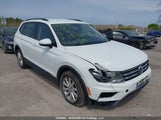 Volkswagen Tiguan 3VV0B7AX6JM118732 снимка