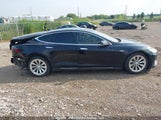 Tesla Model S 60D/70D/75D/85D/90D 5YJSA1E22GF129715 fotografie