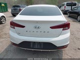 Hyundai Elantra Essential KMHD74LF8KU884636 снимка