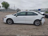 Toyota Corolla Le 5YFBPMBE2NP346035 fotografie