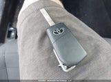 Toyota Corolla Le JTDEPRAE2LJ114757 снимка
