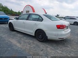 Volkswagen Jetta 2.0L Trendline/2.0L Trendline+ 3VW2K7AJ7FM203683 photo