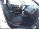Mitsubishi Rvr Es JA4AJUAU6NU601109 снимка