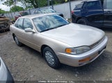 Toyota Camry Le 4T1BG17K4TU767604 photo