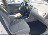 Toyota Corolla S/Le/Xle 2T1BU4EE5AC304585 снимка