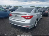 Hyundai Sonata Se 5NPE24AF3FH003982 снимка
