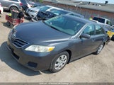 Toyota Camry Se/Le/Xle 4T1BF3EK3AU005668 fotografie