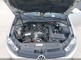 Volkswagen Golf 3VWKL7AJ0AM685970 снимка