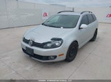 Volkswagen Golf 3VWKL7AJ0AM685970 снимка