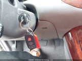 Toyota Camry Le/Xle/Se 4T1BF30K75U105432 photo