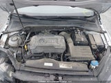 Volkswagen Golf 3VWB17AU7JM282701 снимка