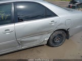 Toyota Camry Le/Xle/Se 4T1BE32K26U695783 fotografie