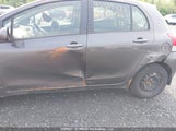 Toyota Yaris JTDKT4K3XA5301426 снимка