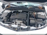 Chevrolet Malibu 1G1ZD5ST7JF104069 снимка